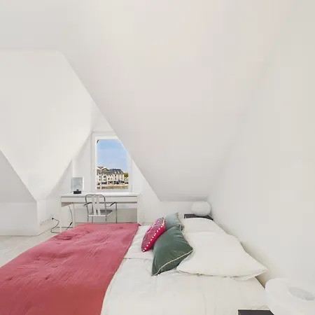 Vue Port - Maison Avec Jardin - 4adultes Et 2enfants Nyaraló